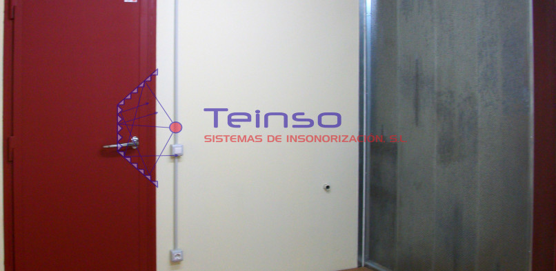 Teinso insonorización industrial puertas